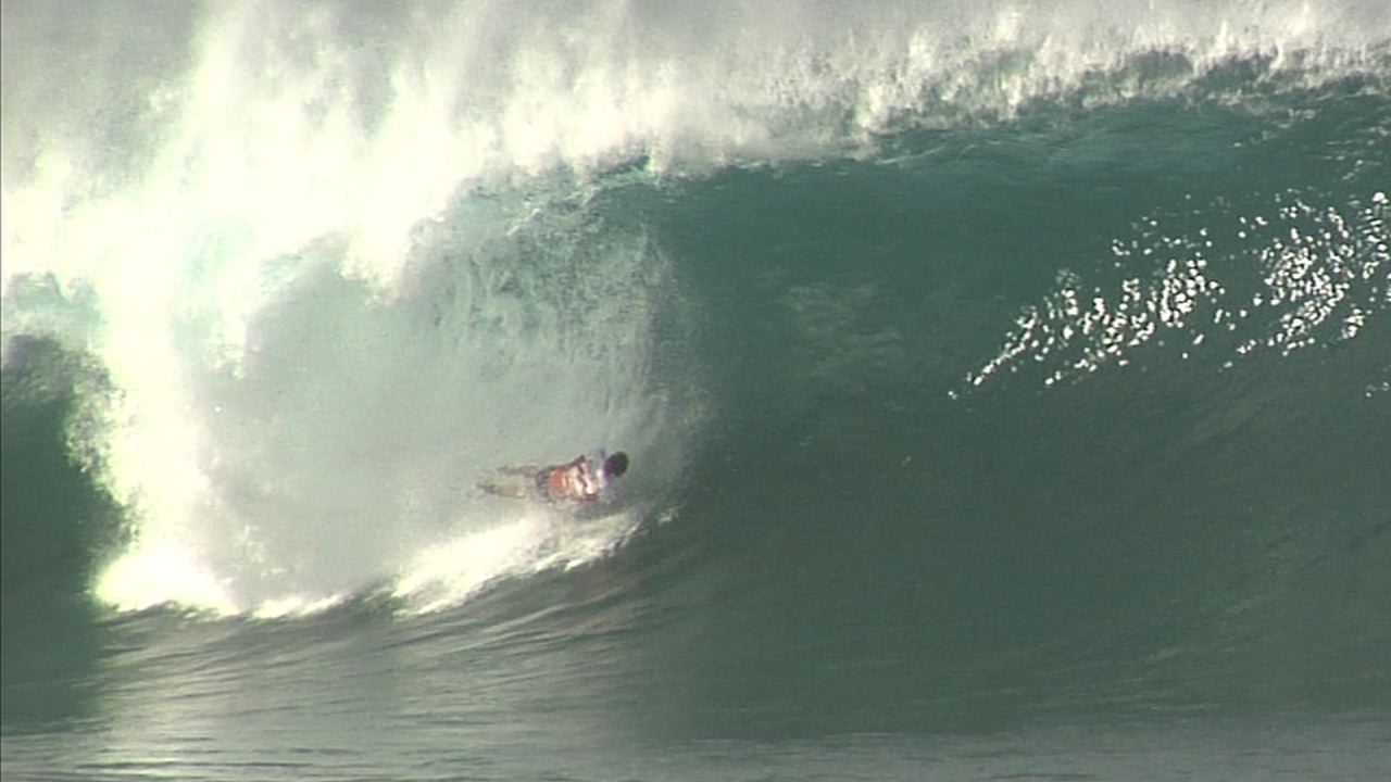 2011 Billabong Pipe masters Wipeouts